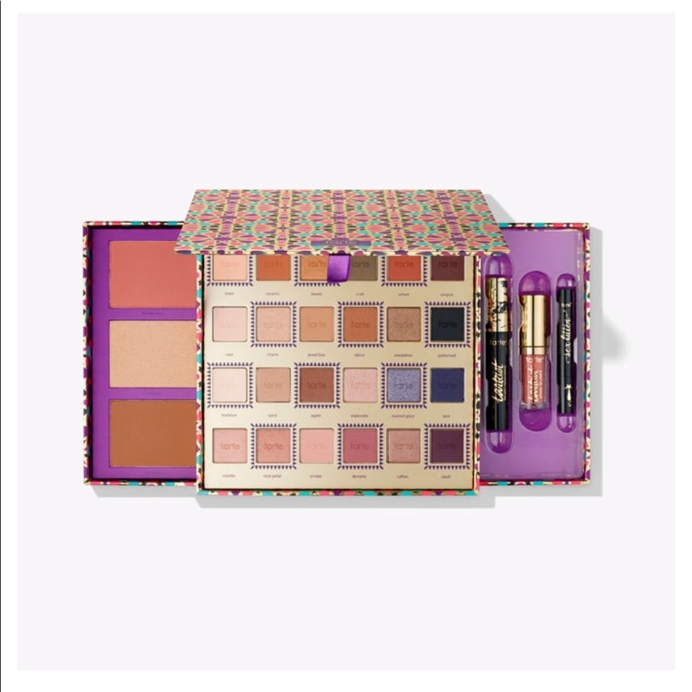 limited-edition tarteist™ trove collector's set
